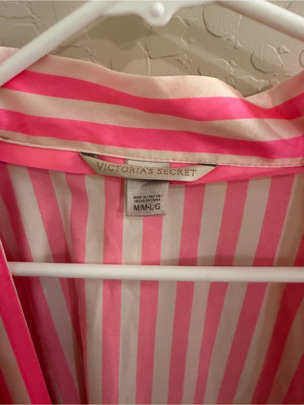Vintage Victoria Secret Pink Robe M/L - Picture 3 of 3